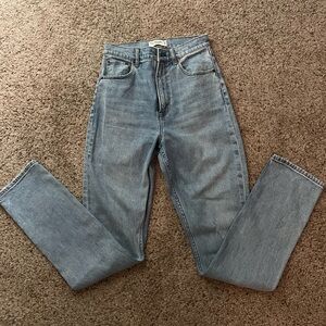 ABERCROMBIE 90s Straight High Rise Jeans